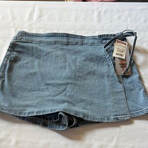 T.J.Maxx Light Blue Denim Skort